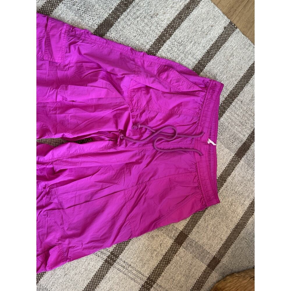 Anthropologie Daily Practice Base Jump Parachute Pants Medium Magenta Disco Pink - Picture 4 of 10